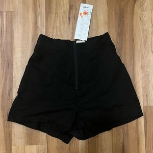 Field Day high waisted linen shorts